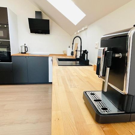 House Flow, 3 Room, Free 2 Parking Bratislava Exterior foto