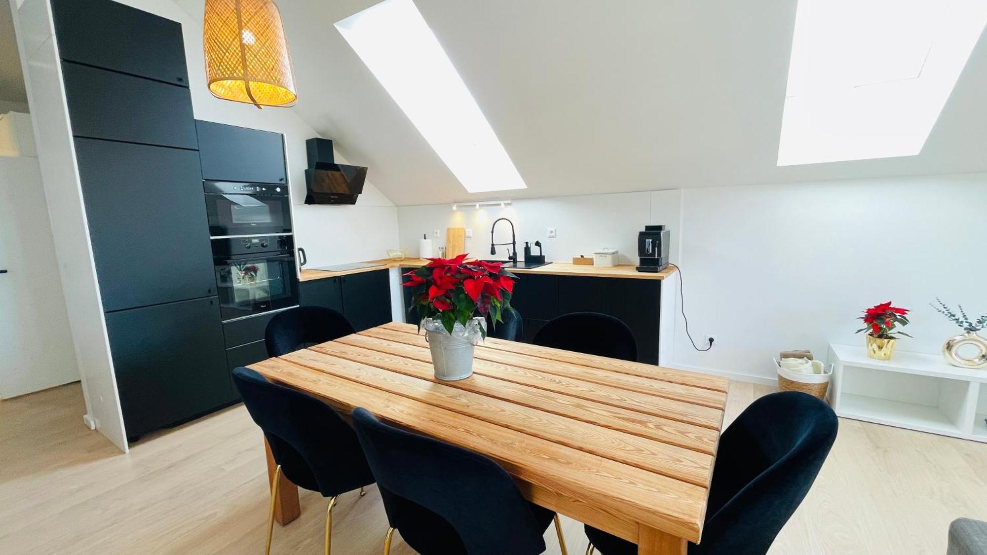 House Flow, 3 Room, Free 2 Parking Bratislava Exterior foto